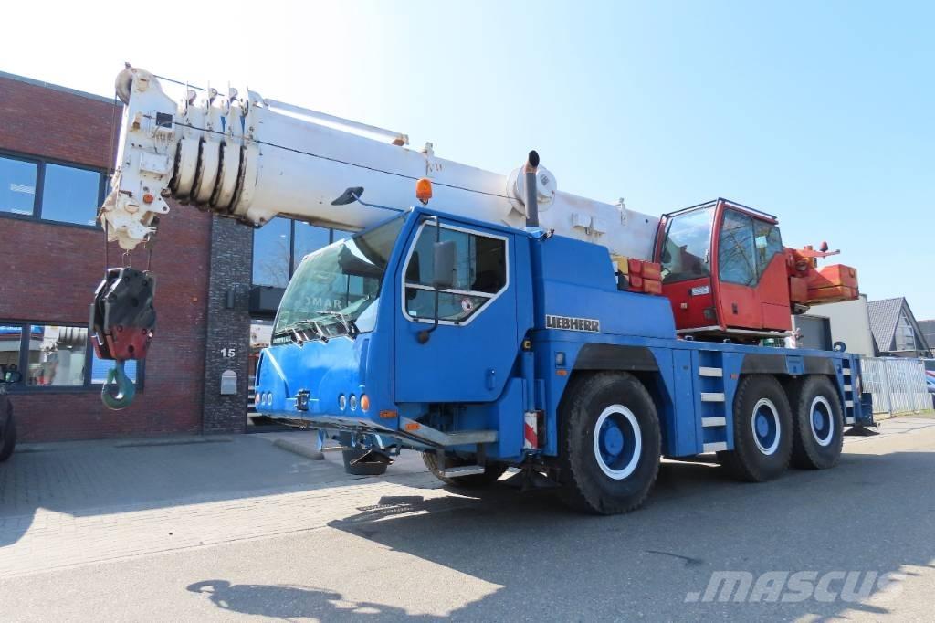 Liebherr LTM 1055-1 Allterreng kraner