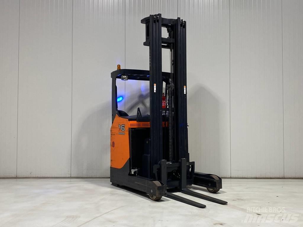 Doosan BR16JW-7 Skyvemasttruck