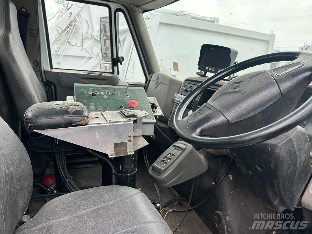 International 7500 Renovasjonsbil