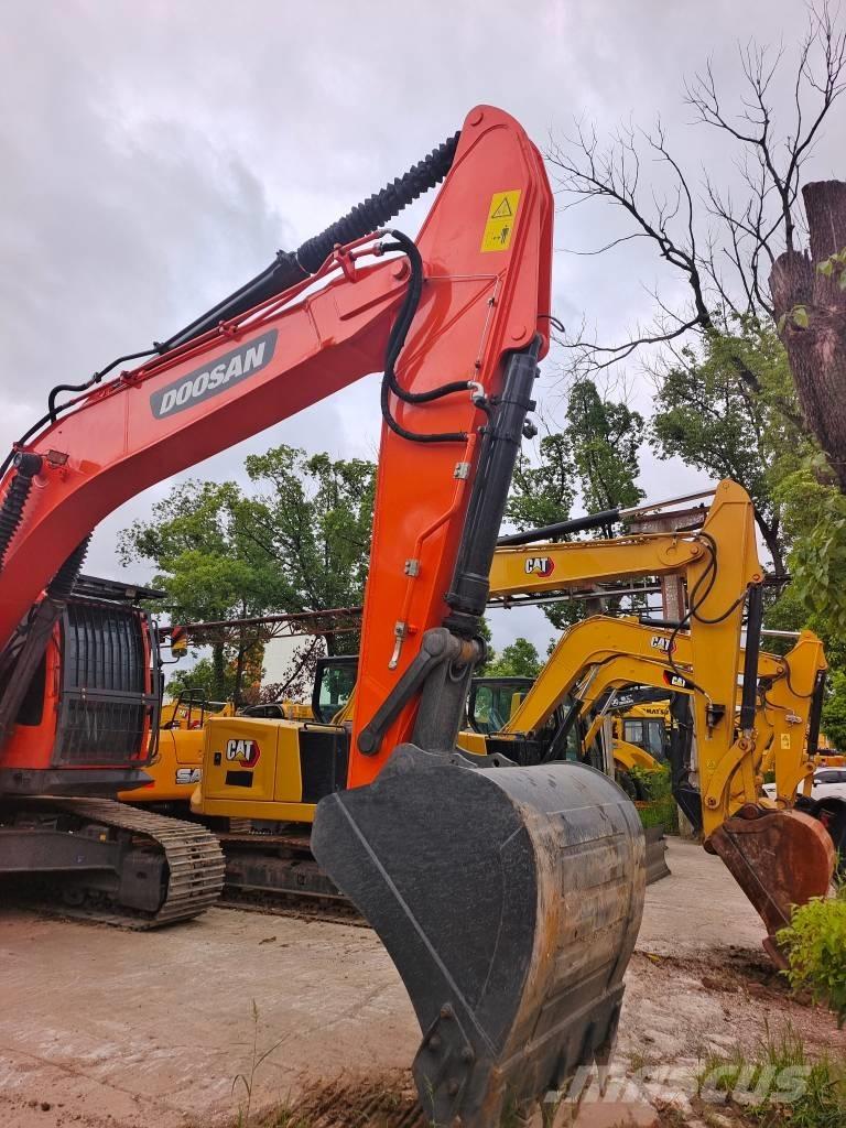 Doosan DX 300 LC-9C Beltegraver