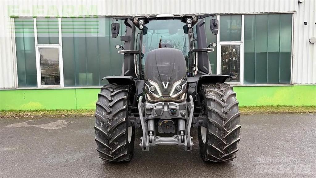 Valtra q 285 Traktorer