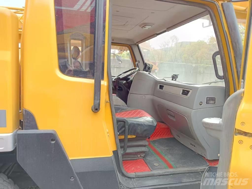 XCMG QY25K5D Allterreng kraner