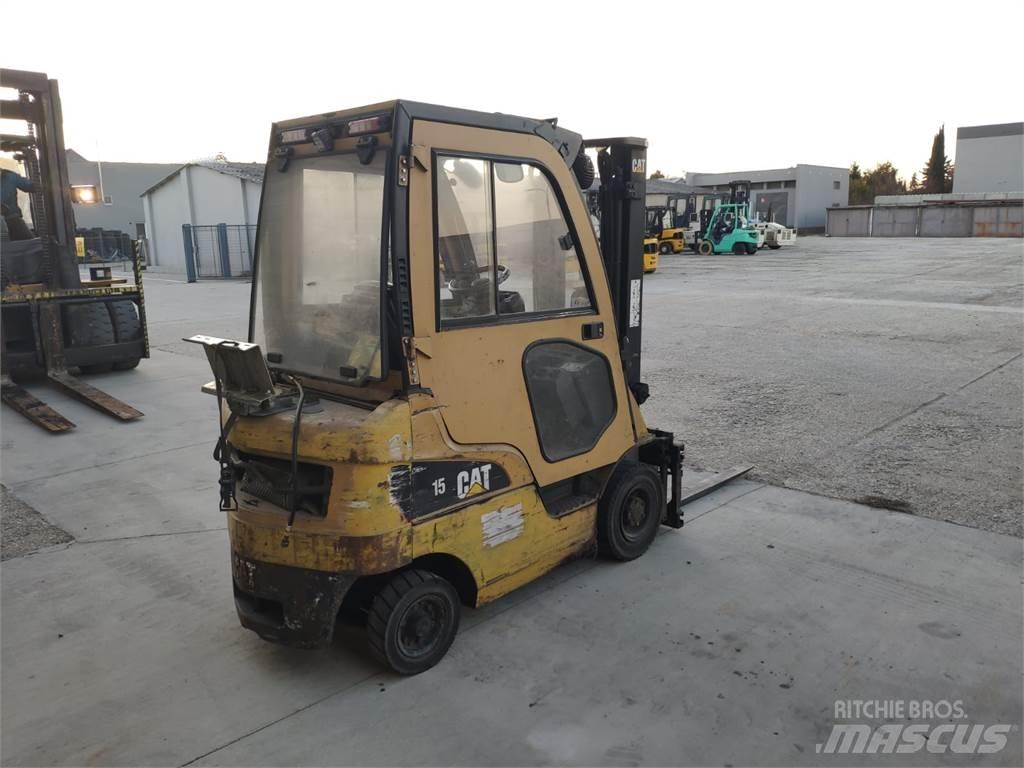 CAT GP15N Propan trucker