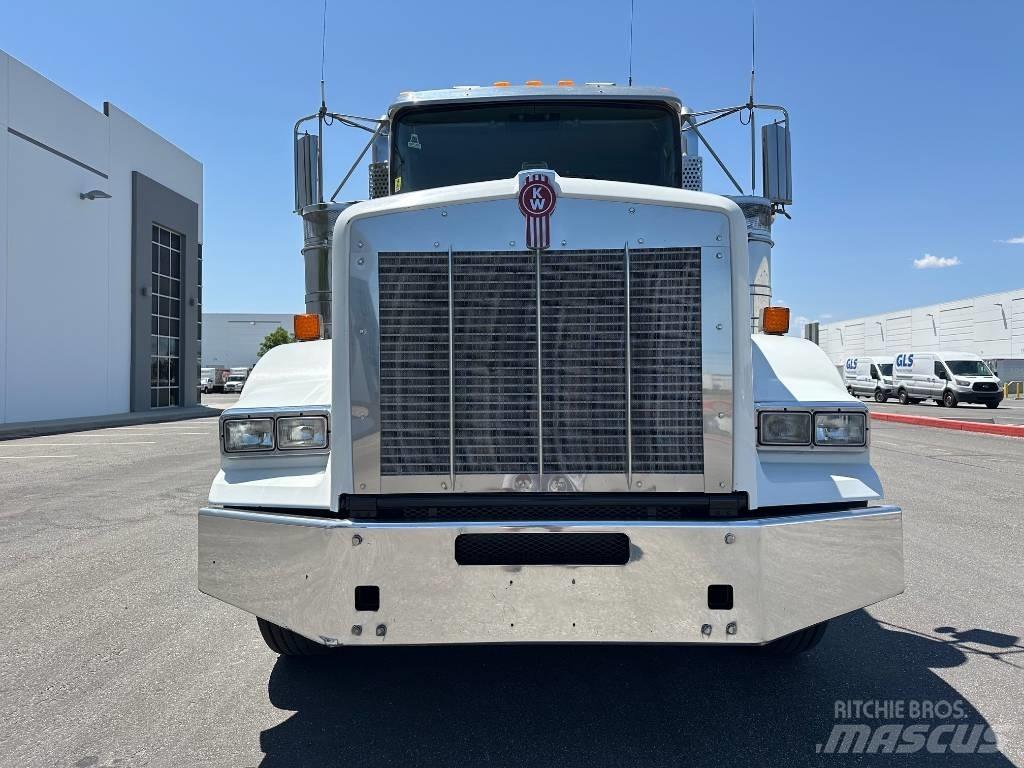 Kenworth T800 Chassis