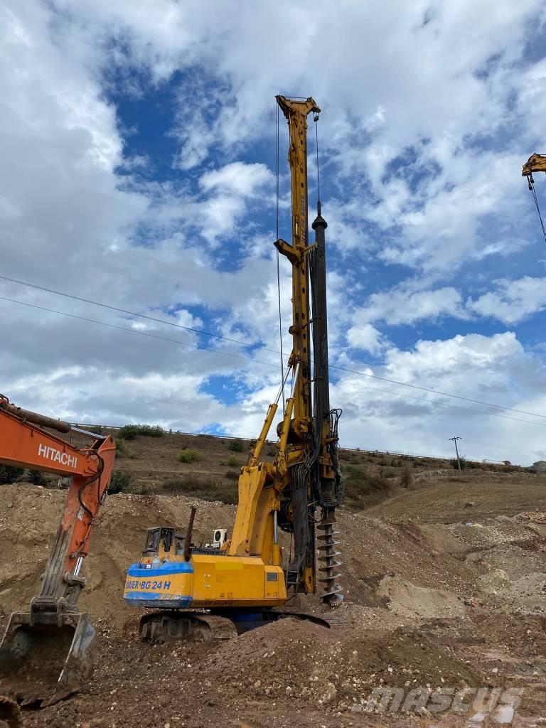 Bauer BG 24 H Store borerigger