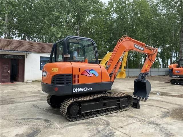 Doosan DH 60-7 Minigravere <7t