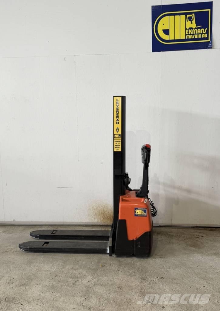 BT truck HWE 100 Stablere