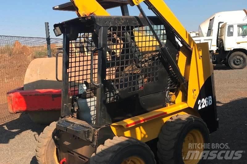 CAT 226B Andre lastebiler