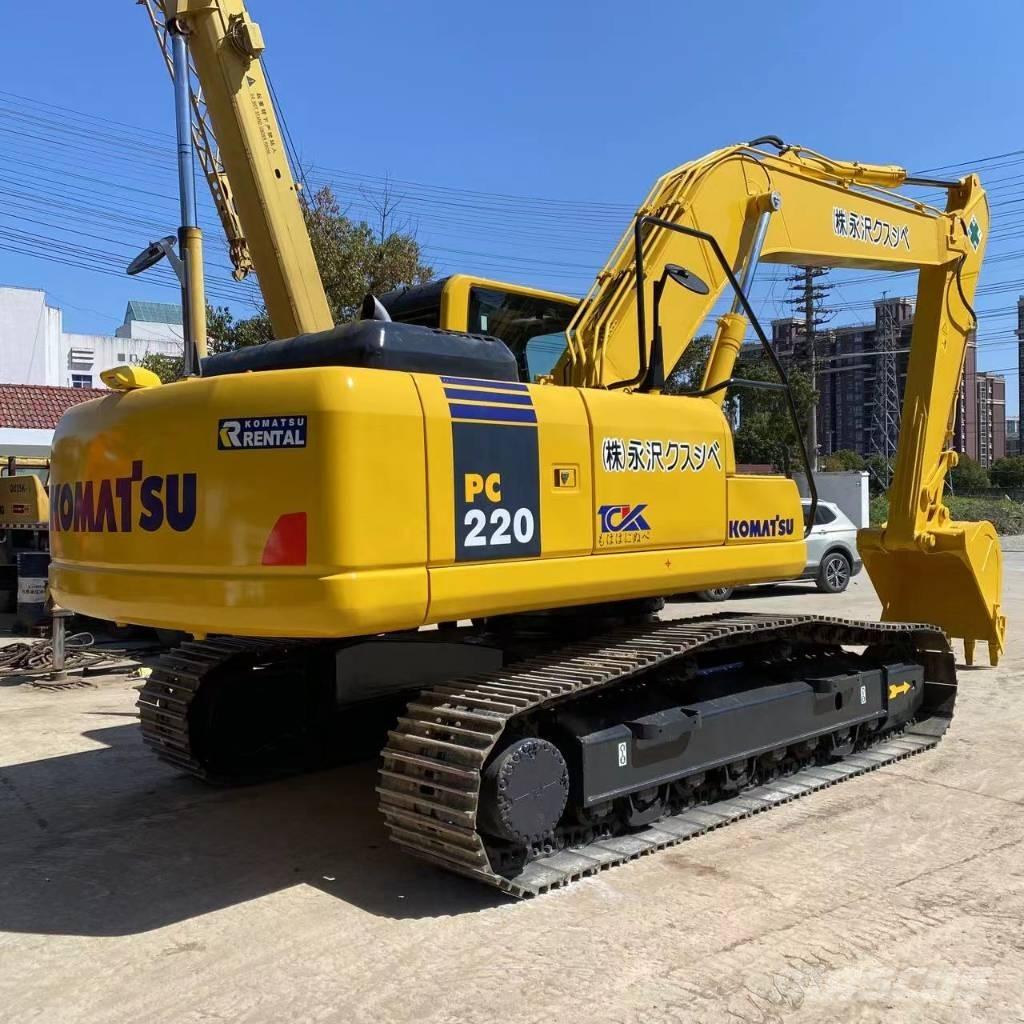 Komatsu PC 220 Beltegraver
