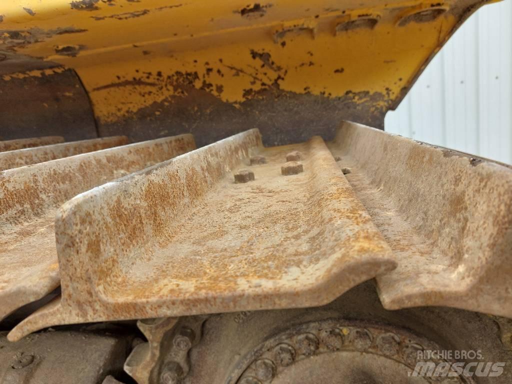 Komatsu D65PX-18 Dozere Beltegående