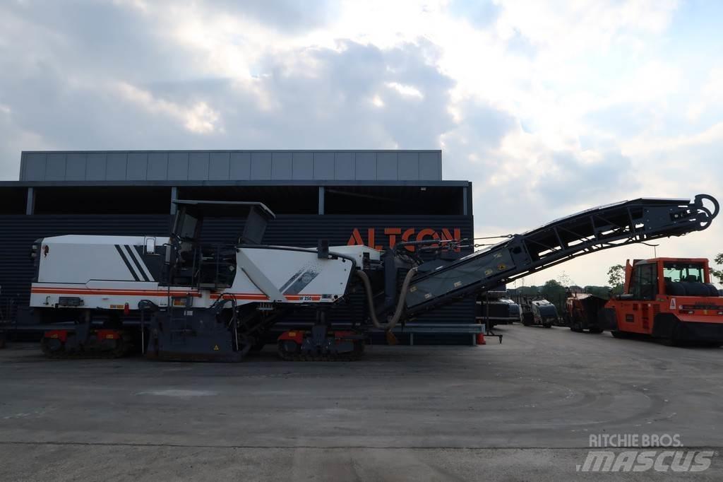 Wirtgen W 250 Asfalt-kaldfresere