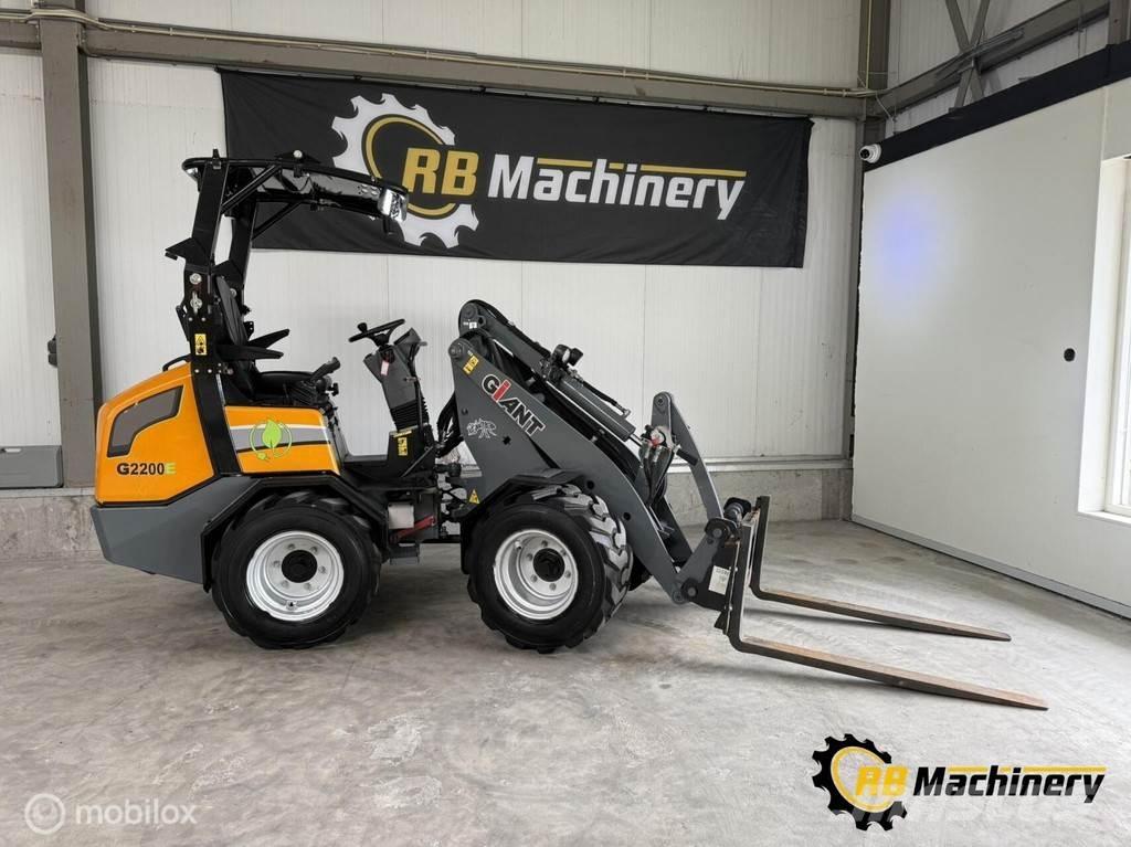 GiANT G2200E Hjullastere