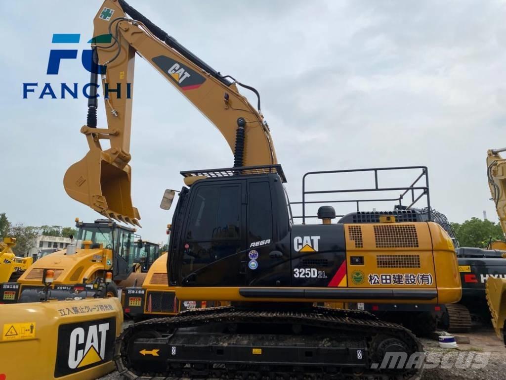 CAT 325D2L Beltegraver