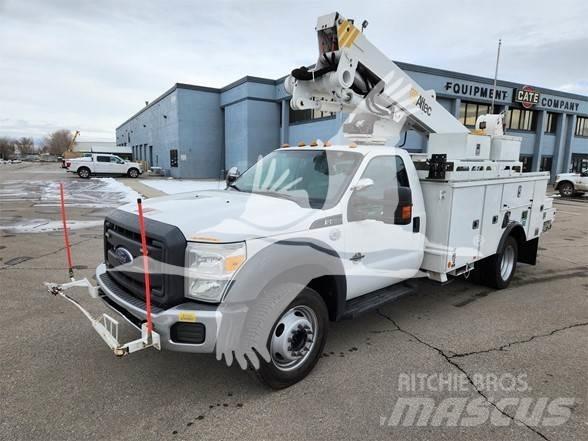 Altec AT40M Bilmontert lift