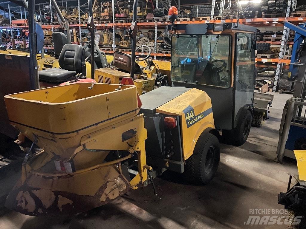 Belos Trans Pro 44 MPV/redskapsbærer