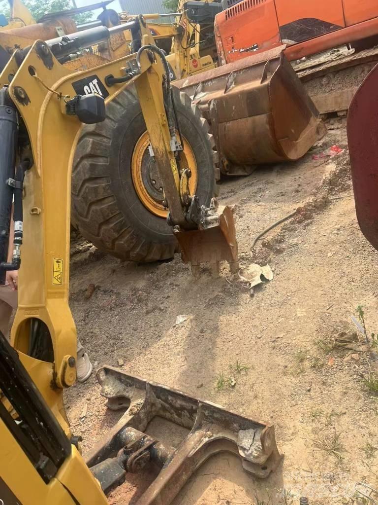 CAT 301.7 Minigravere <7t