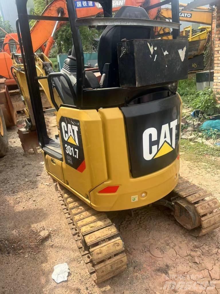 CAT 301.7 Minigravere <7t