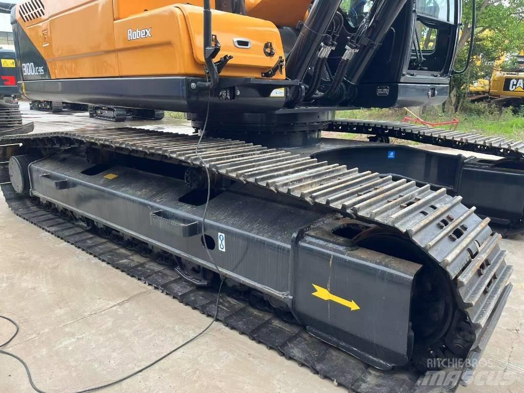 Hyundai R300LC-9S Beltegraver