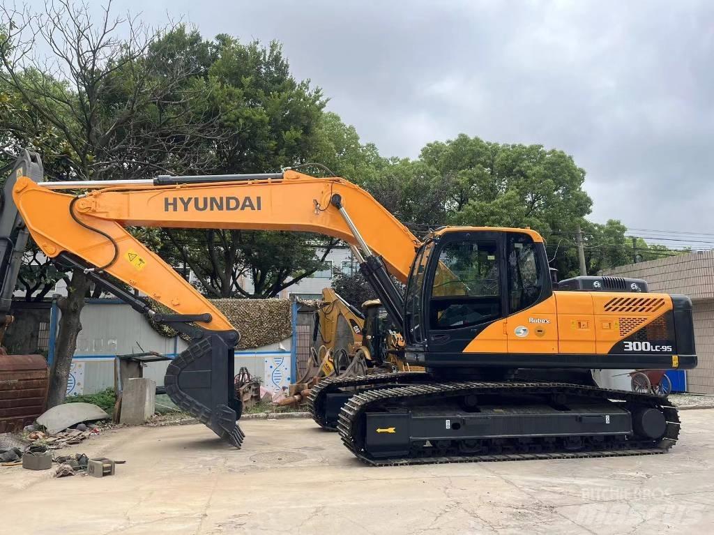 Hyundai R300LC-9S Beltegraver