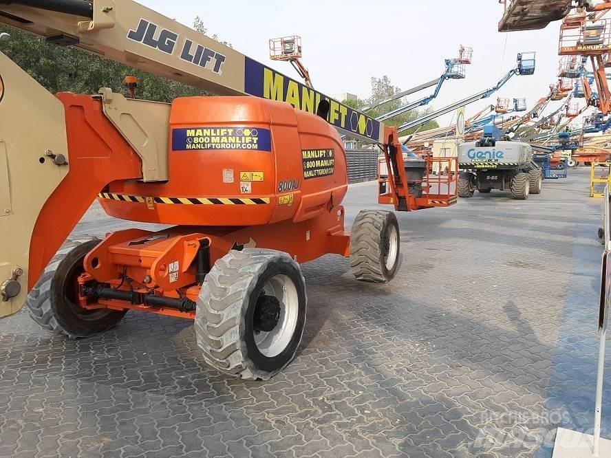 JLG 800AJ Leddede bomlifter