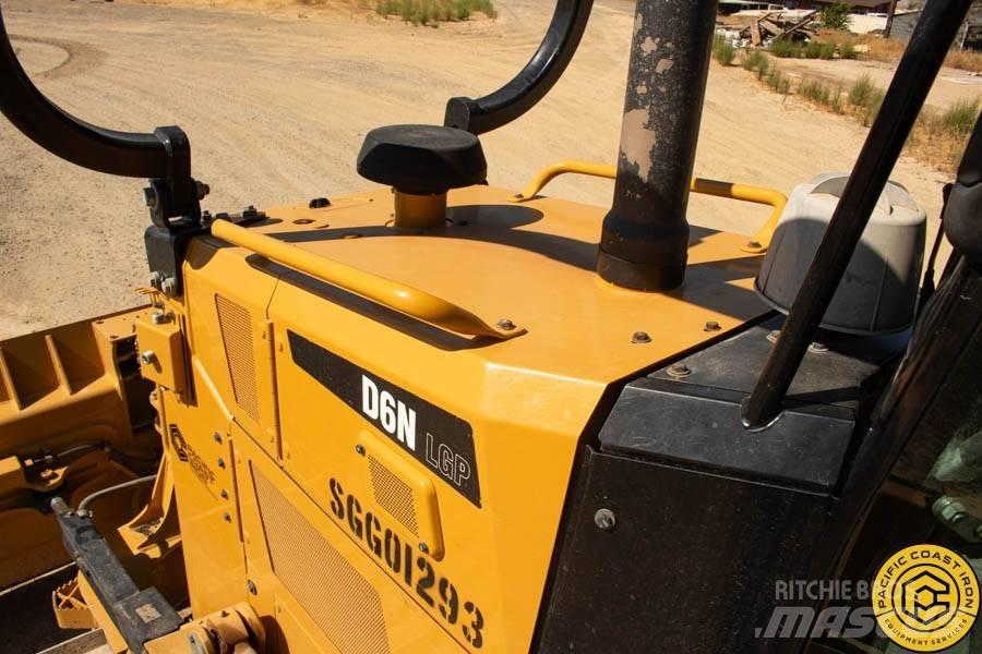 CAT D 6 N LGP Dozere Beltegående