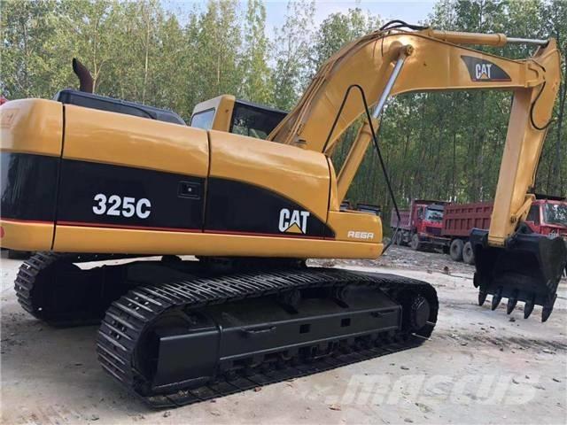 CAT 325C Beltegraver