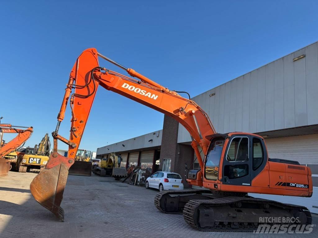 Doosan DX225LC Beltegraver
