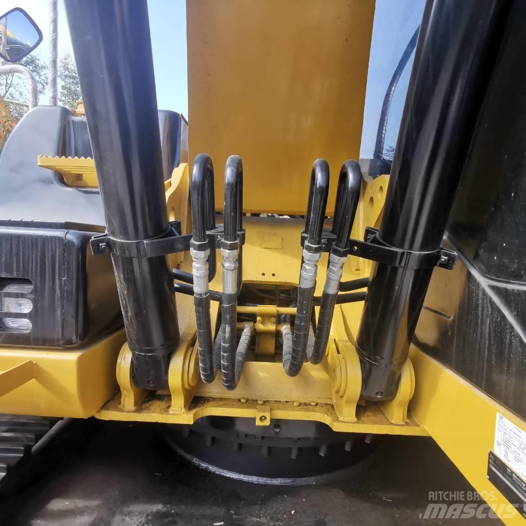 CAT 320 D Beltegraver
