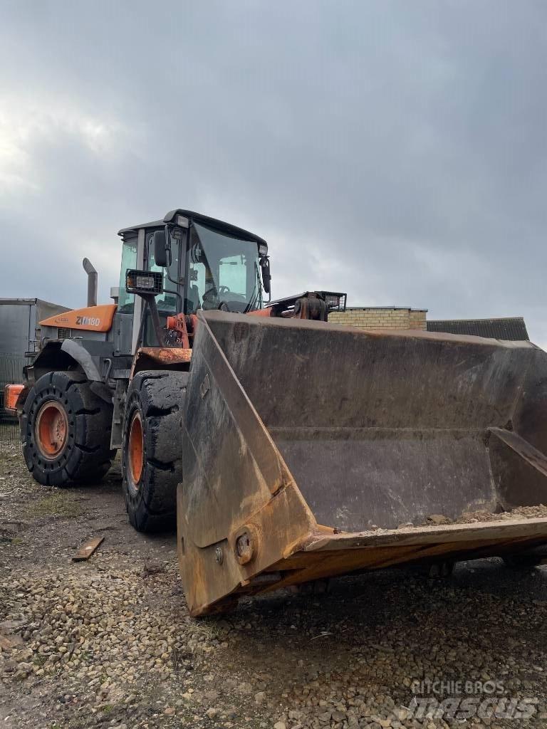 Hitachi ZW 180-5 Hjullastere