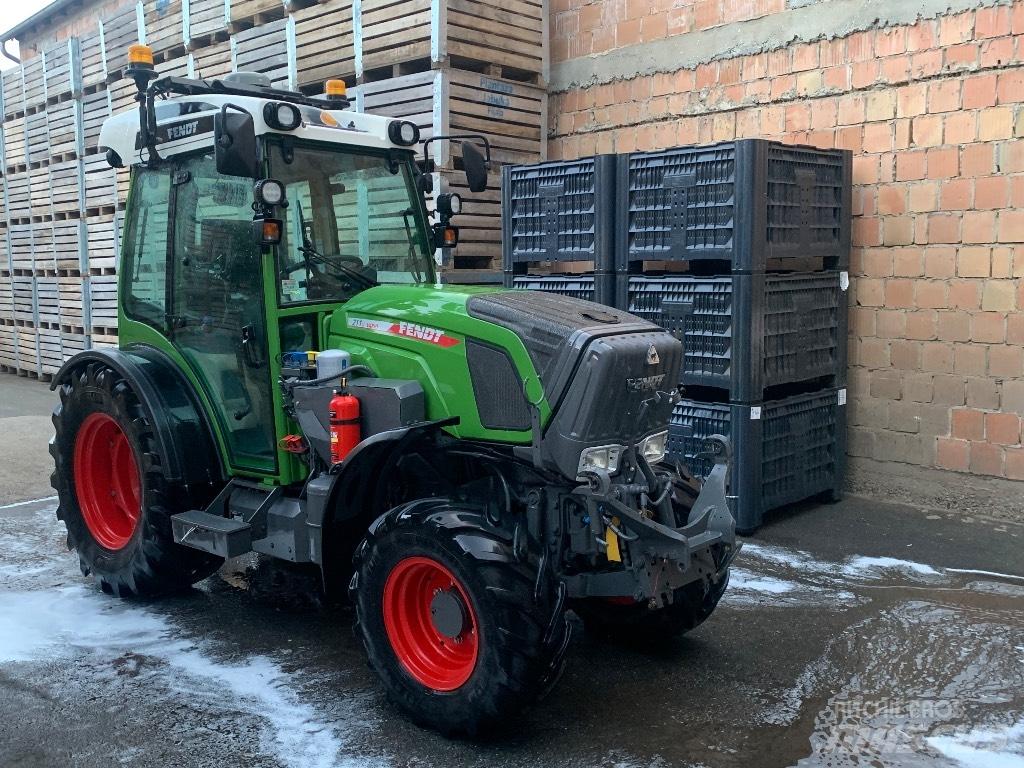 Fendt 211 Traktorer