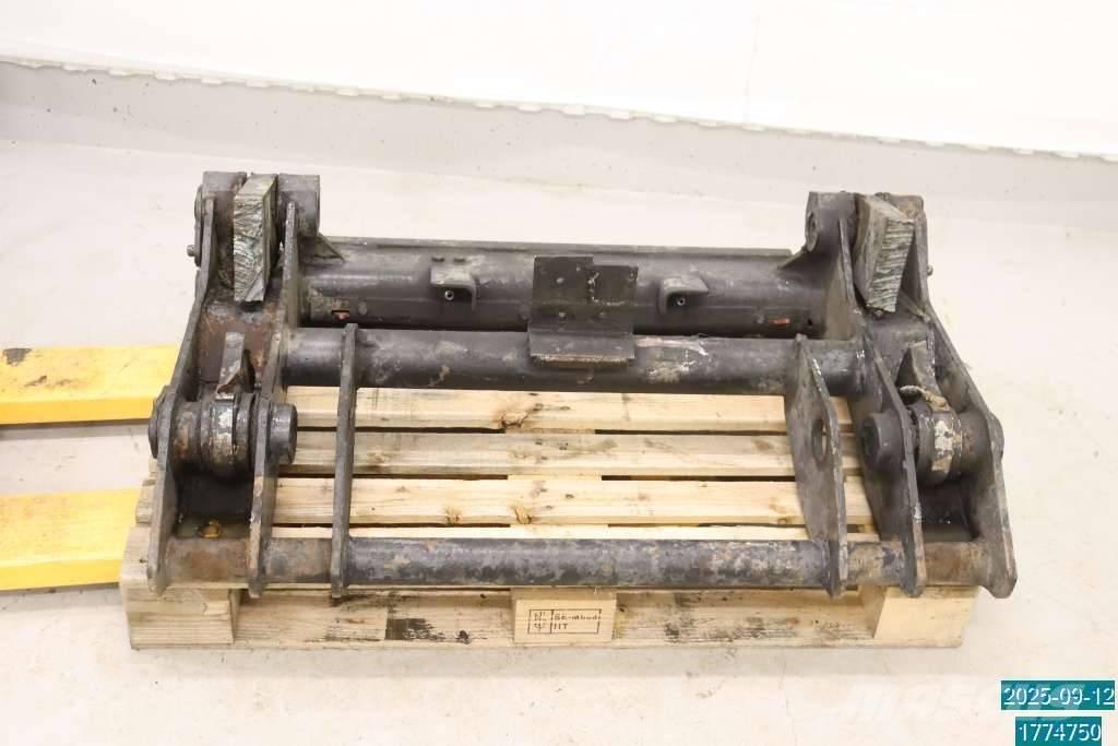 Huddig 1160 Bommer og stikker