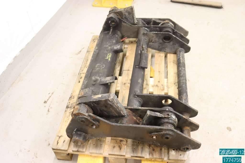 Huddig 1160 Bommer og stikker