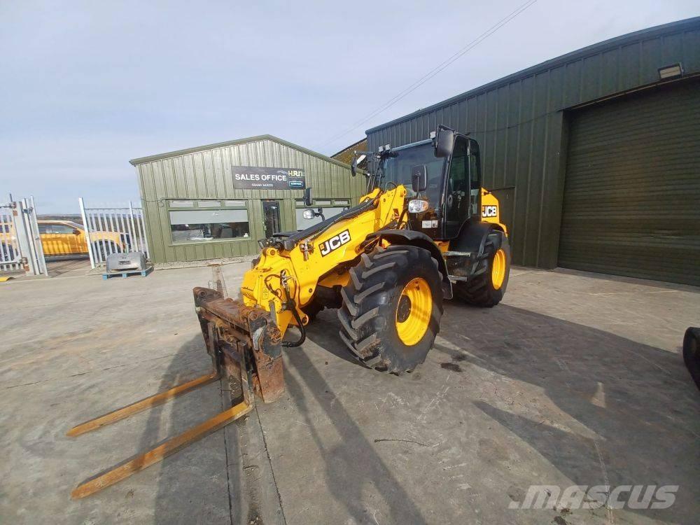 JCB TM 320 S Teleskoplastere for Landbruk