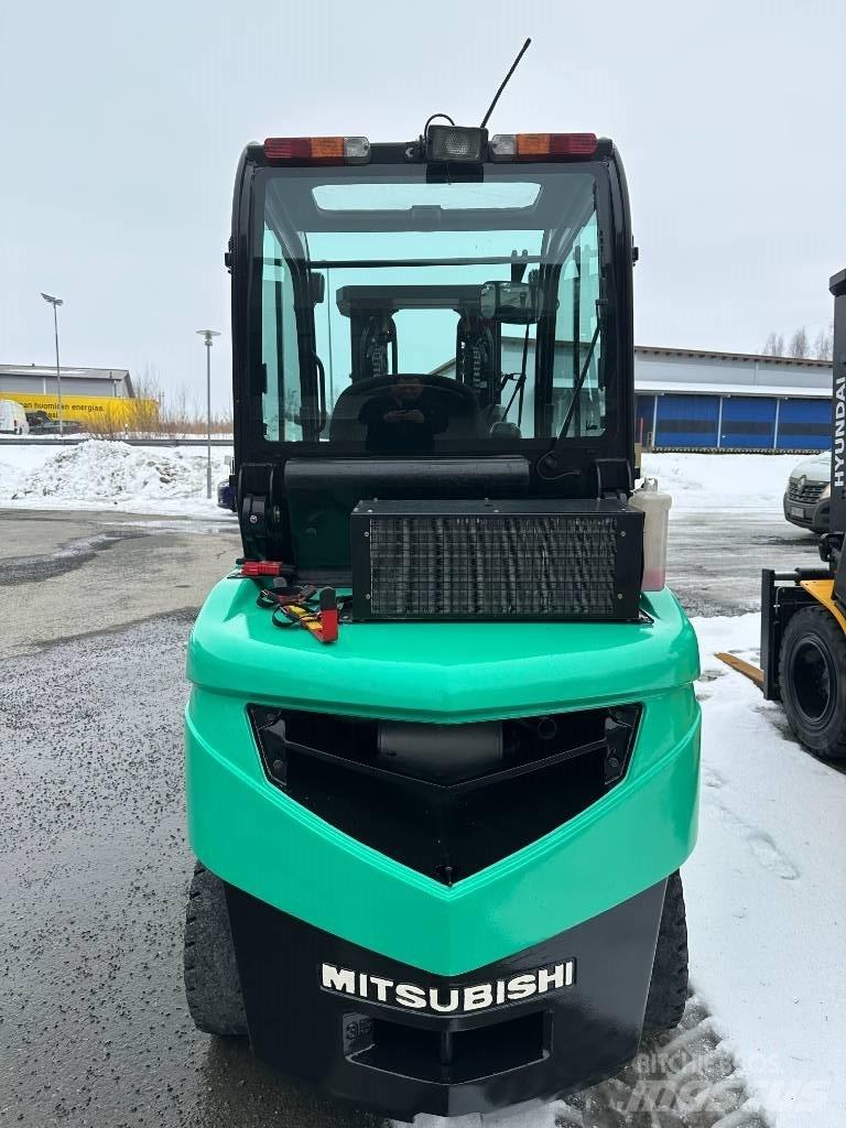 Mitsubishi FD 35 N Diesel Trucker