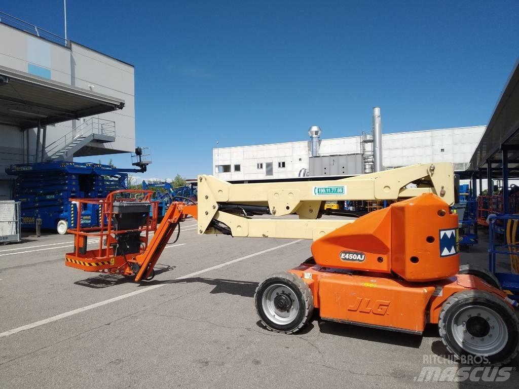 JLG E 450 AJ Leddede bomlifter