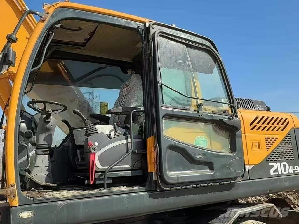 Hyundai R 260 LC-9S Beltegraver