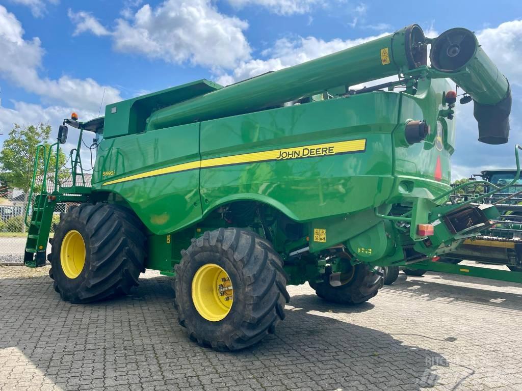 John Deere S 690 i Skurtreskere