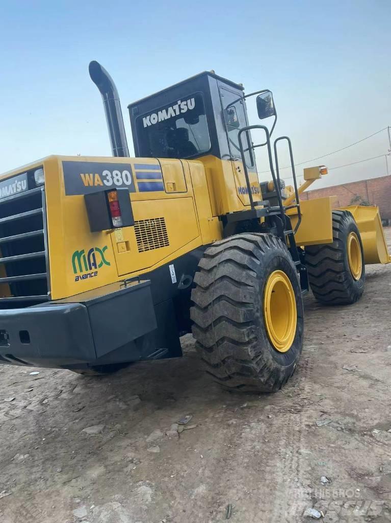 Komatsu WA 380 Hjullastere