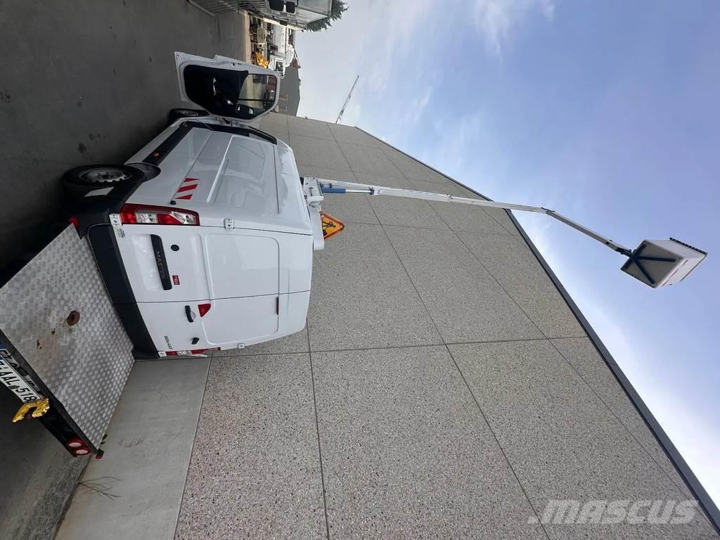 Renault Master 145 Bilmontert lift