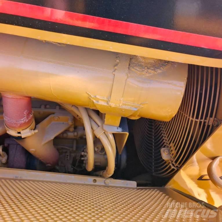 CAT D 6 R Dozere Beltegående