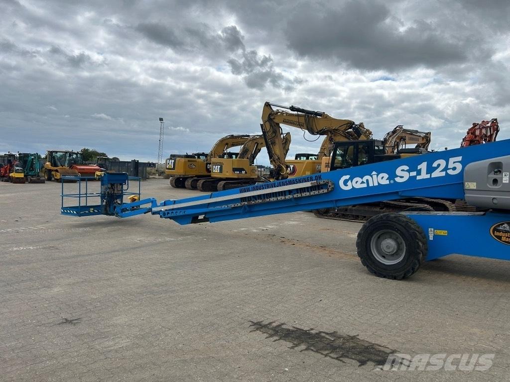 Genie S 125 Teleskop bomlifter
