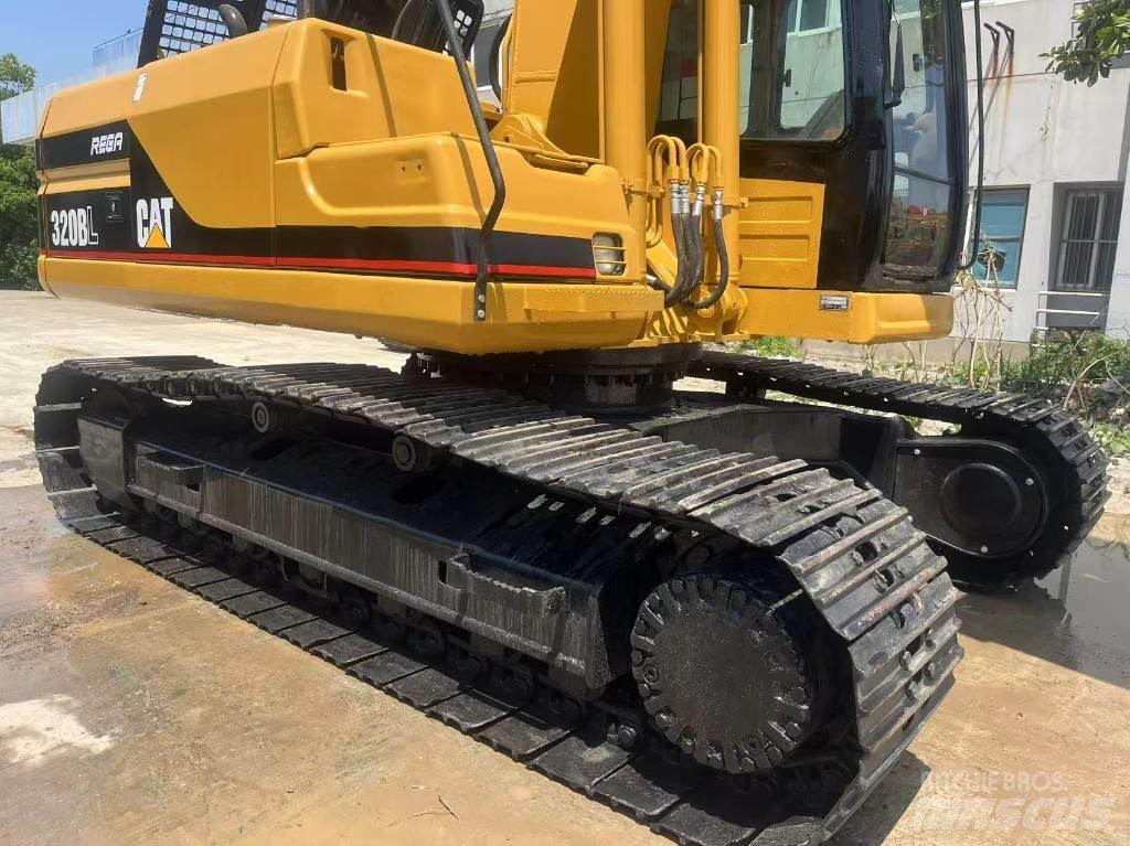 CAT 320 B L Beltegraver
