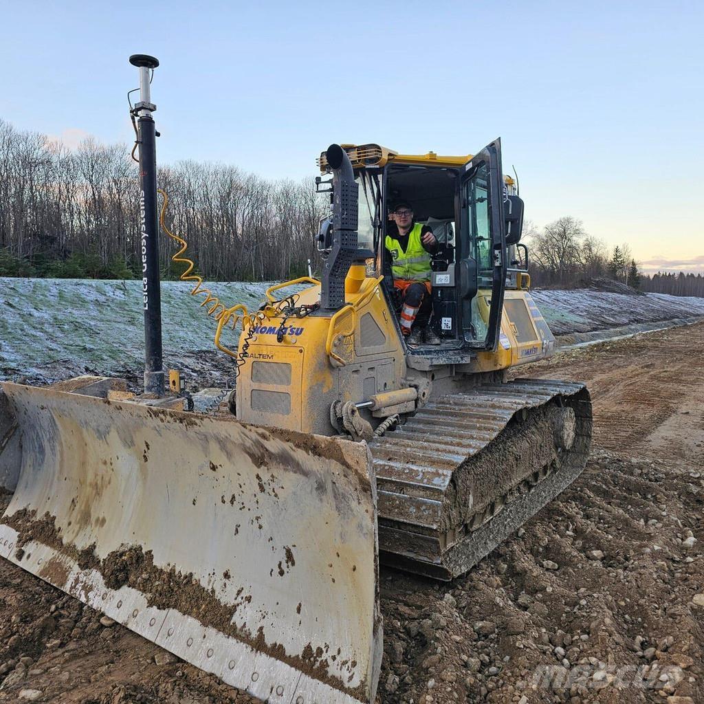 Komatsu D51 Dozere Beltegående