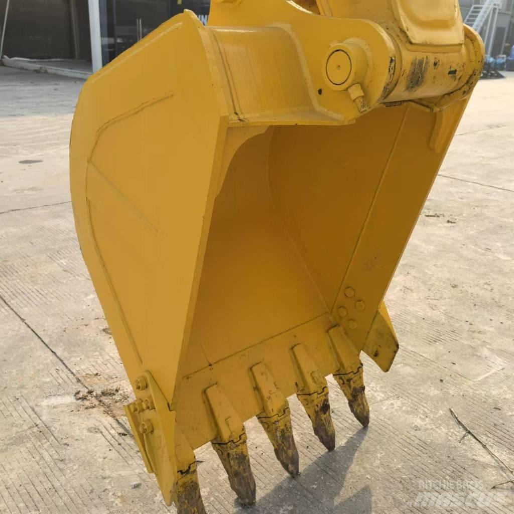 Komatsu PC 130 Beltegraver