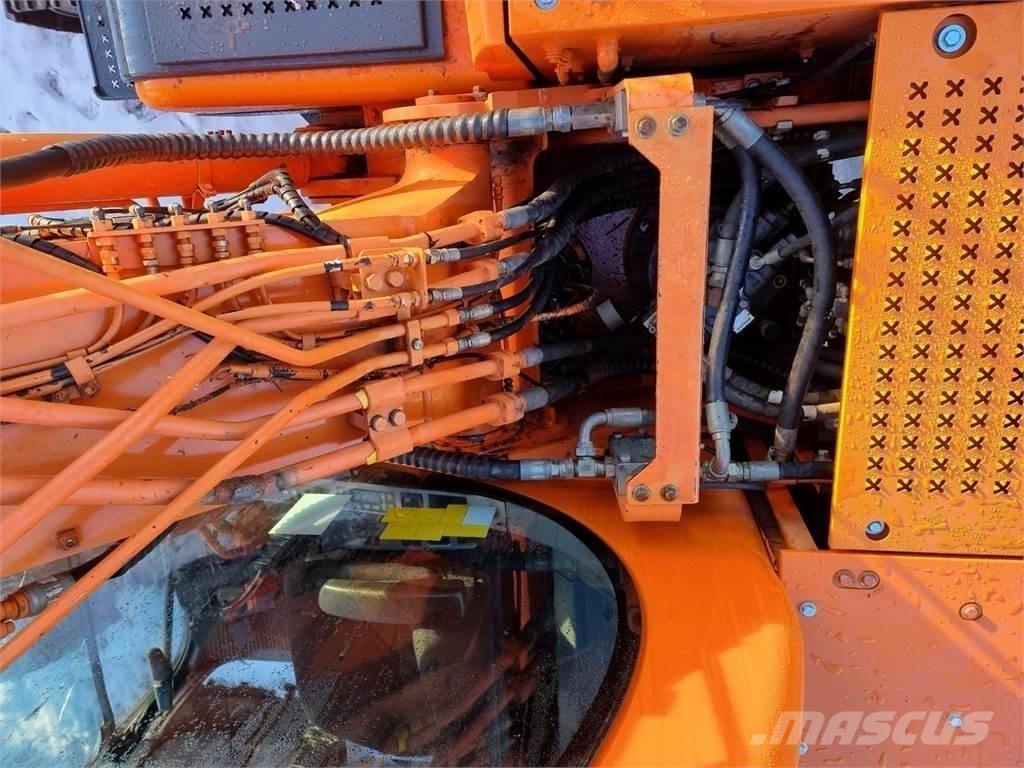 Doosan DX 225 LC Beltegraver