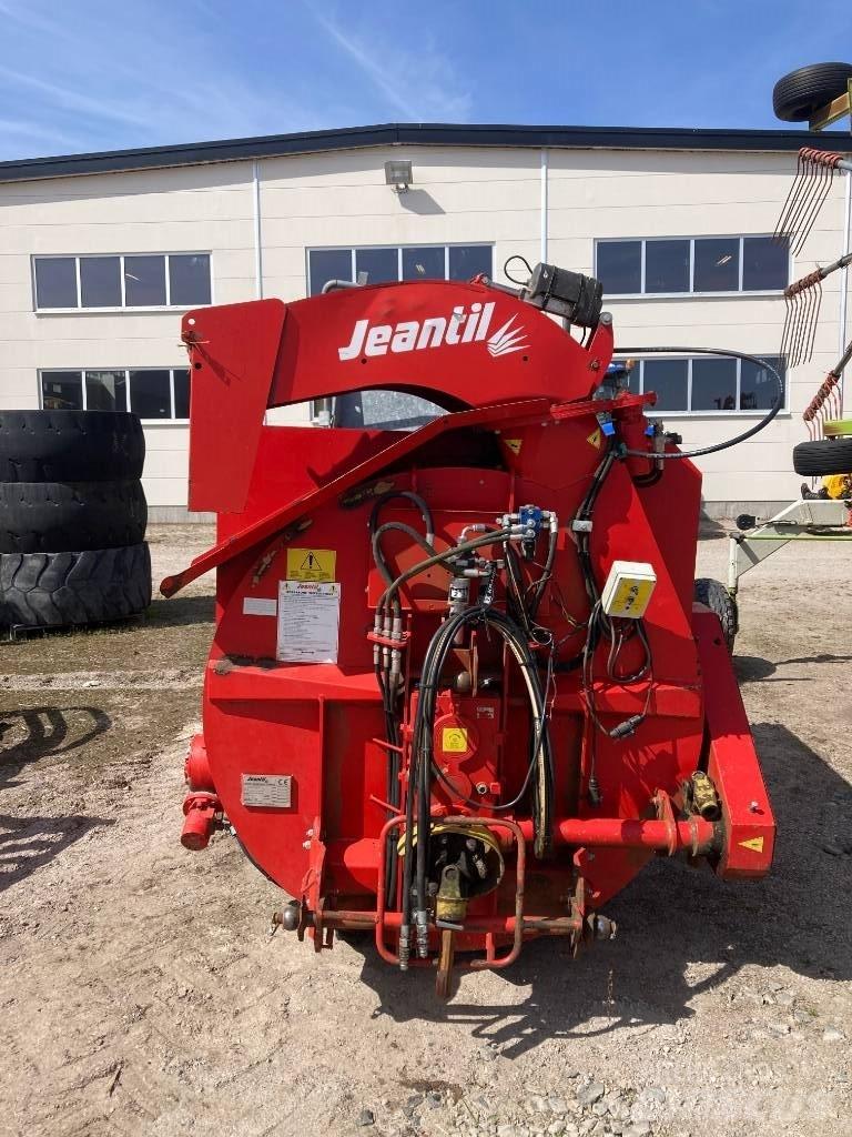 Jeantil PR 2000 Rundballerivere, -kuttere og -utpakkere
