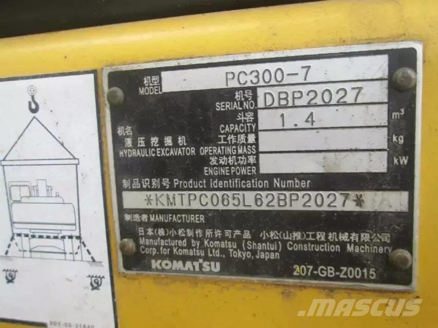 Komatsu PC 300-7 Beltegraver