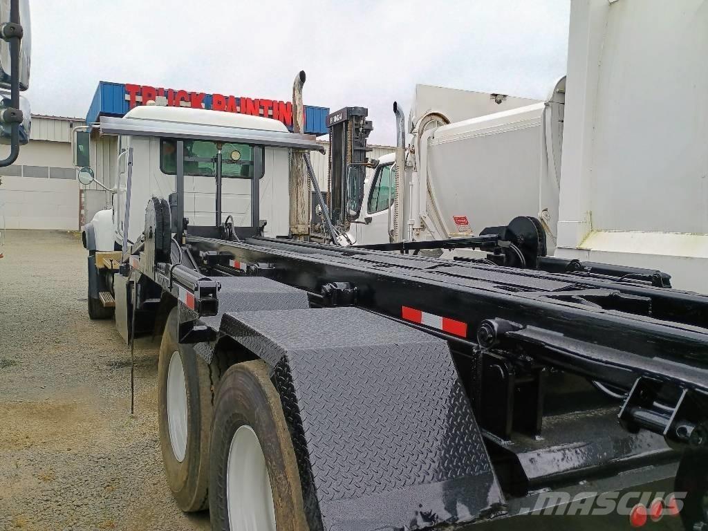 Mack CV 713 Kabelløft lastebiler