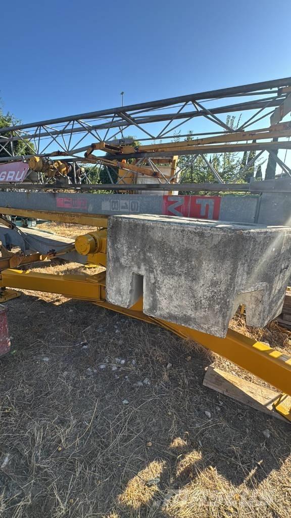 FMGRU FM RB6/18 Selvreisende tårnkran