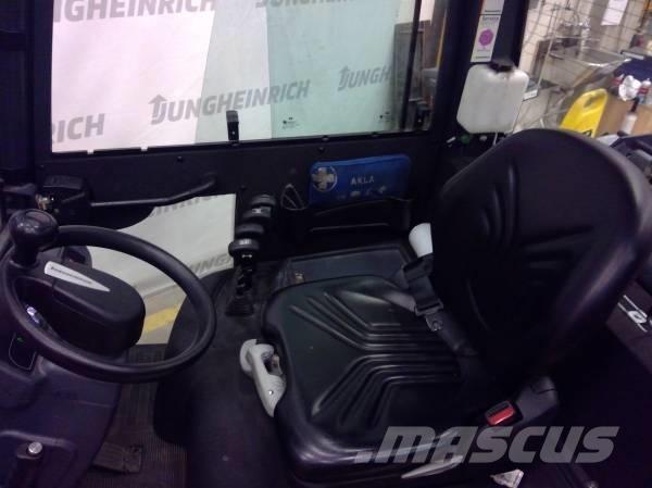 Jungheinrich TFG 320 Propan trucker